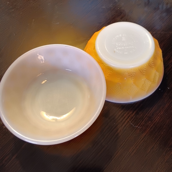 FIRE KING BOWLS - Picture 2 of 4